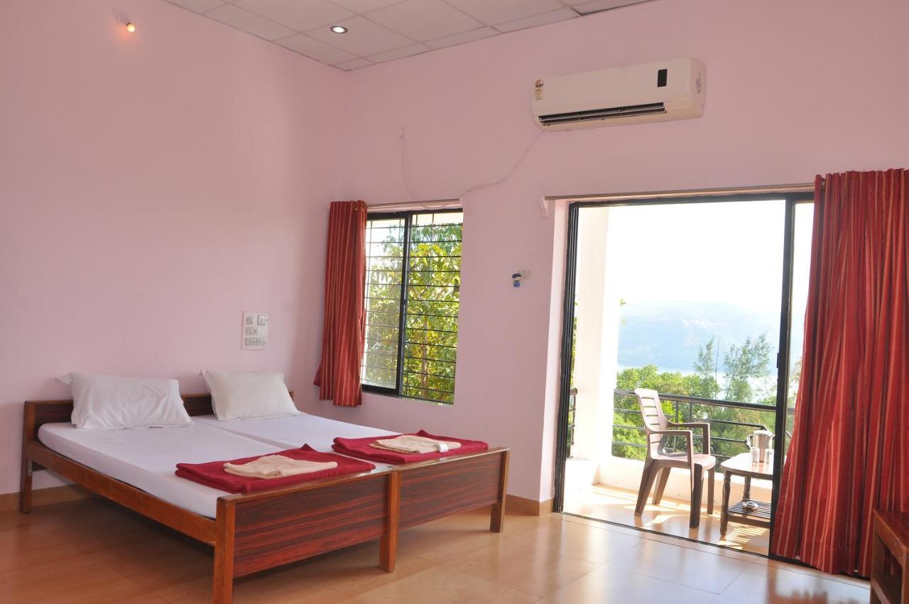 Koyna Lake Resort Koynanagar 外观 照片