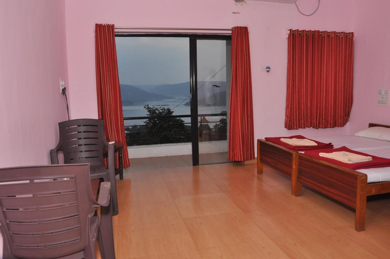 Koyna Lake Resort Koynanagar 外观 照片