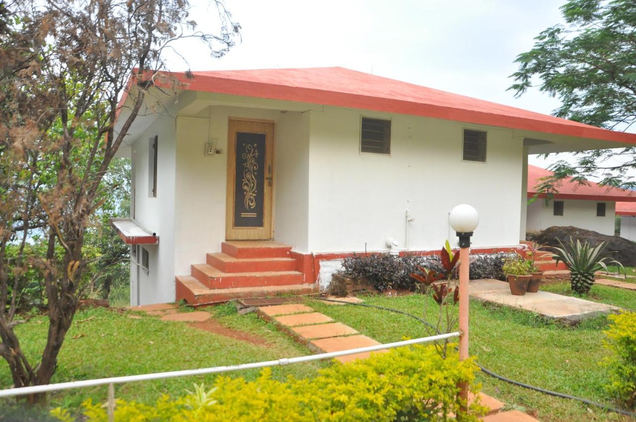 Koyna Lake Resort Koynanagar 外观 照片